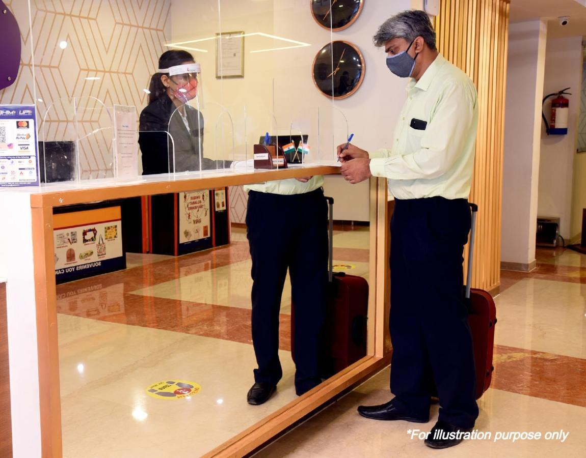 Oyo 15721 Simrat Hotel Panchanai Esterno foto